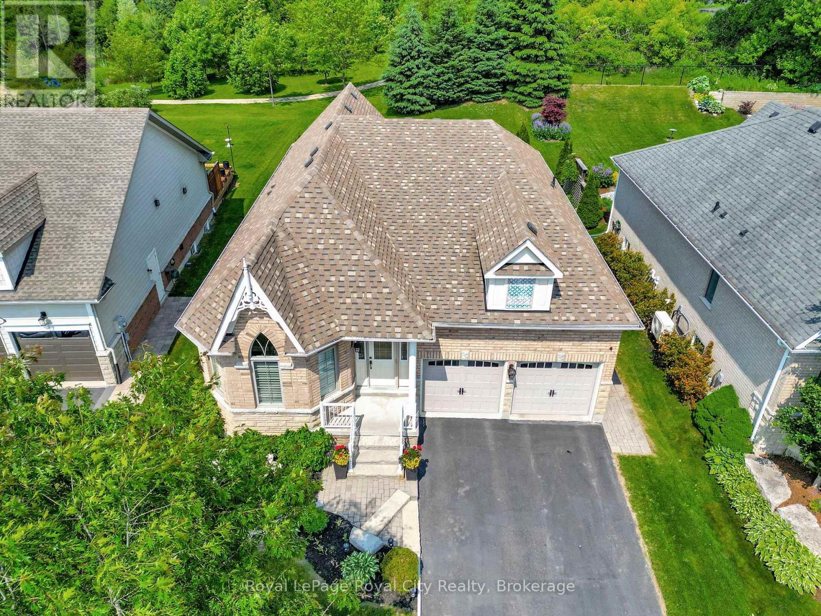 Property at 114 ABERFOYLE MILL CRESCENT image 1