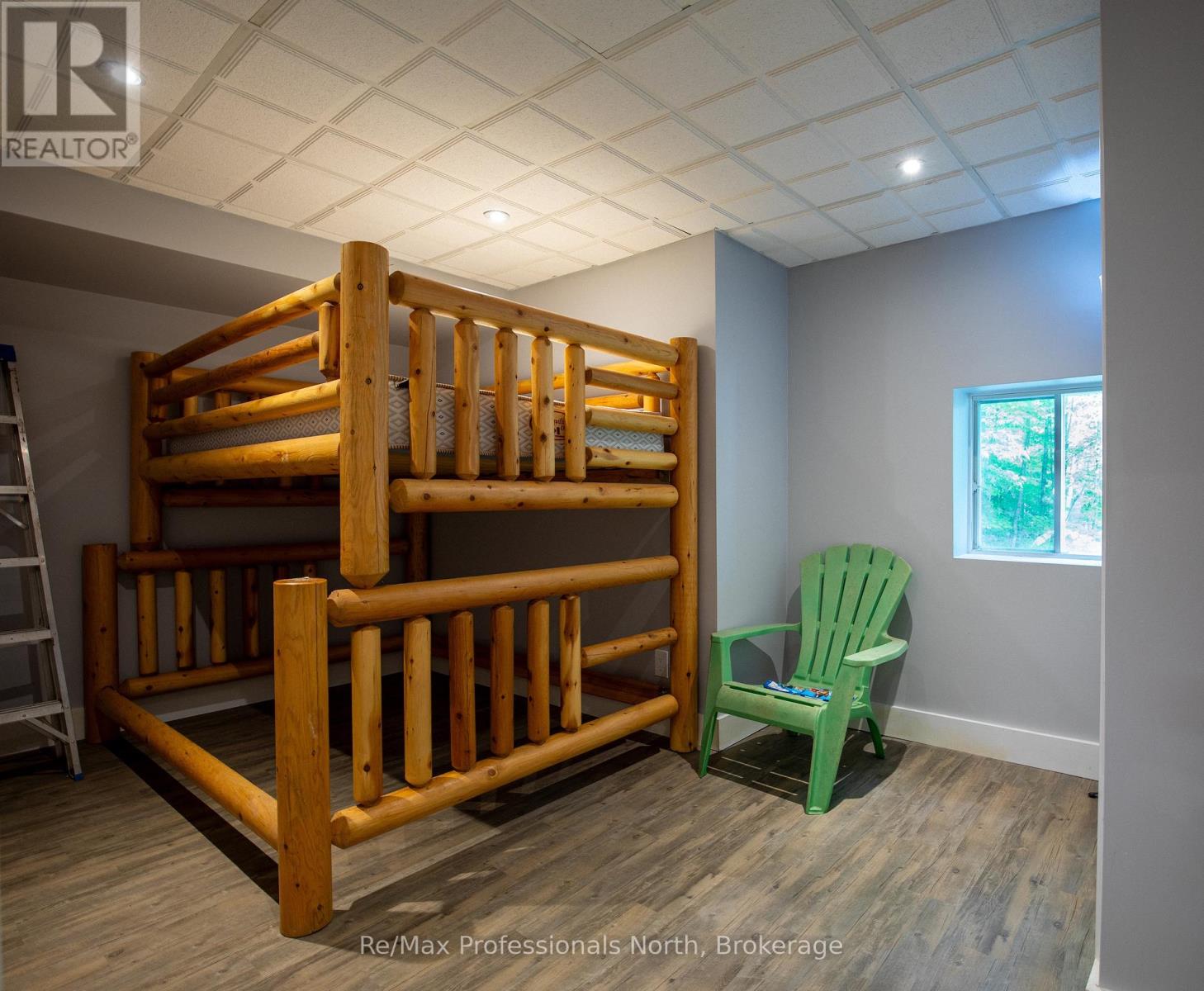 1008 Seven Dwarfs Crescent, Bracebridge (Oakley), Ontario  P1L 1X1 - Photo 45 - X12225118
