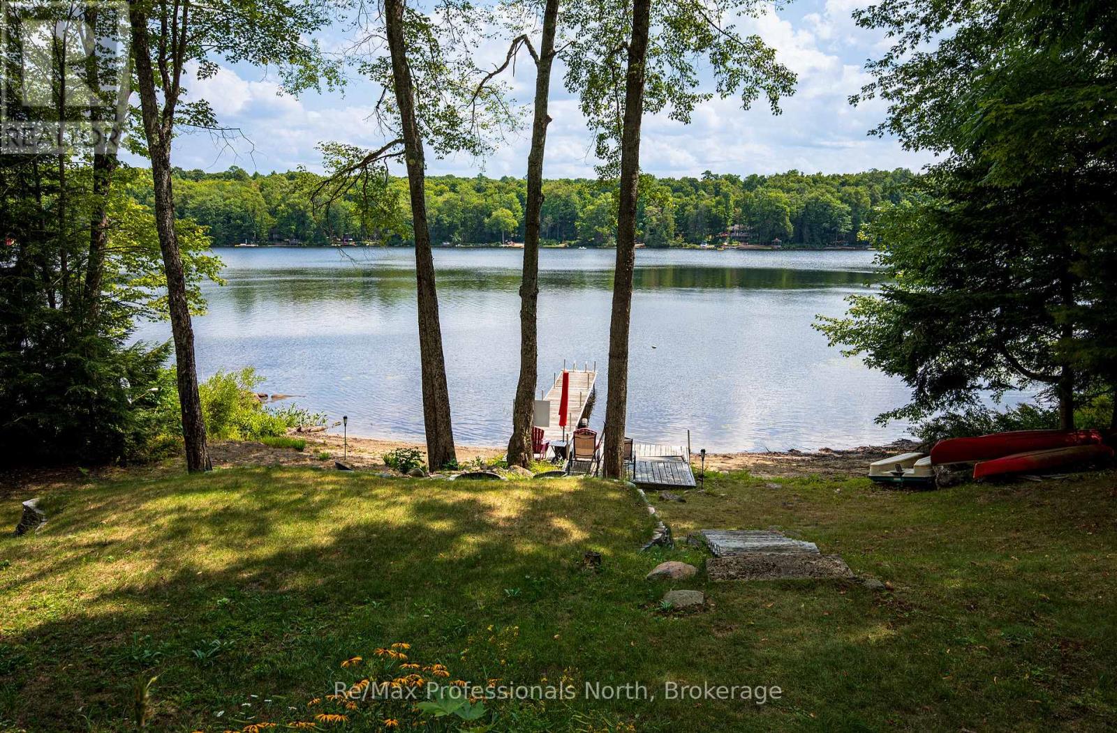 1008 Seven Dwarfs Crescent, Bracebridge (Oakley), Ontario  P1L 1X1 - Photo 8 - X12225118