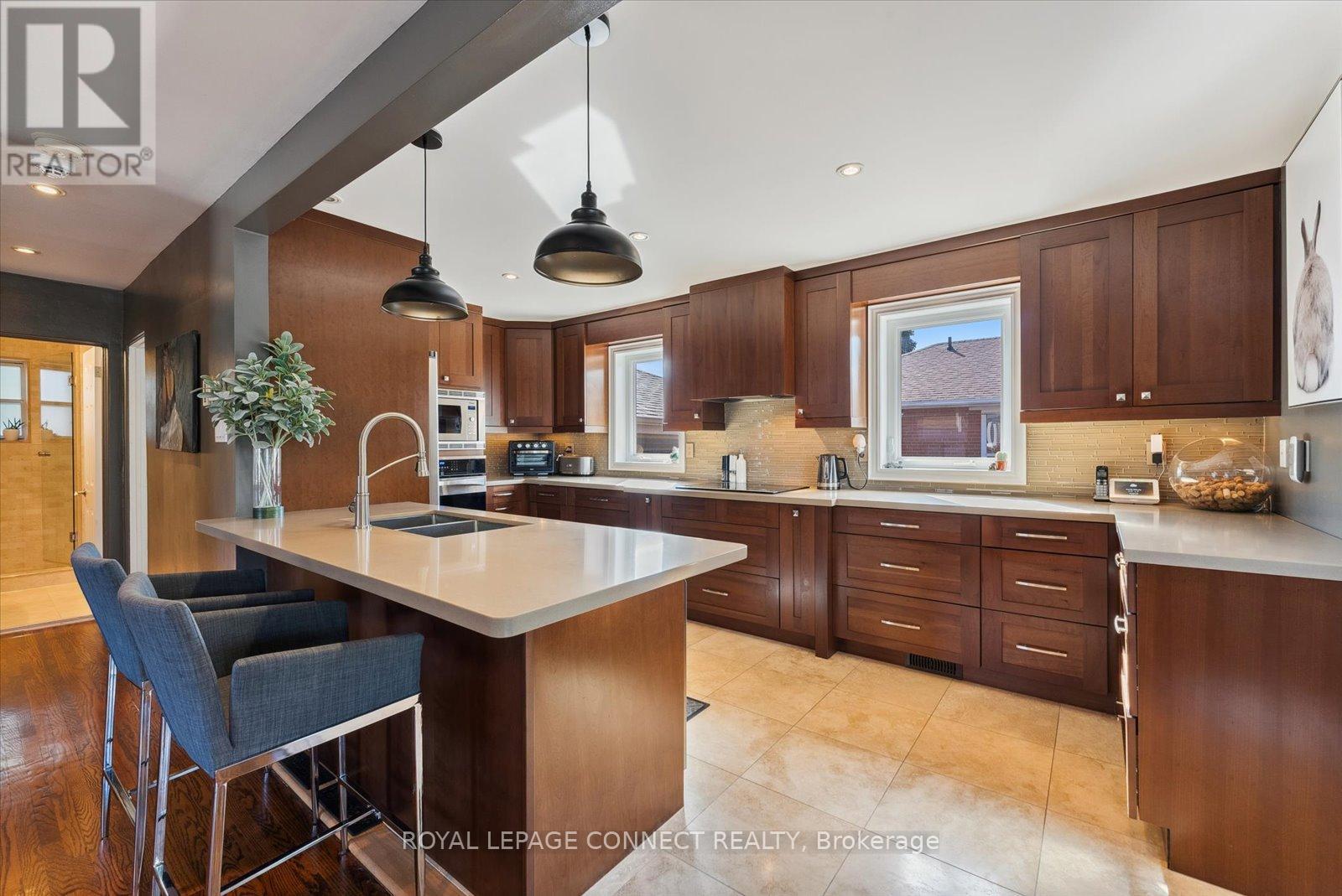47 Brenda Crescent, Toronto, Ontario  M1K 3C5 - Photo 12 - E12369146