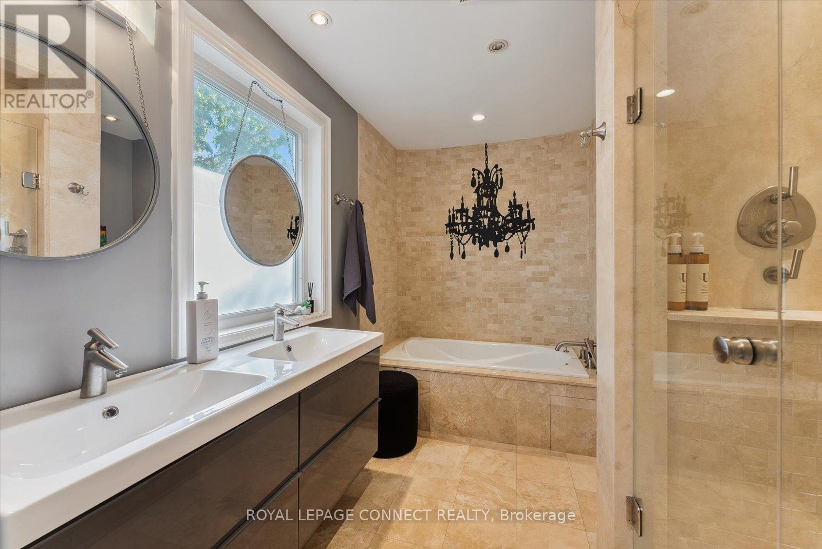 47 Brenda Crescent, Toronto, Ontario  M1K 3C5 - Photo 21 - E12369146