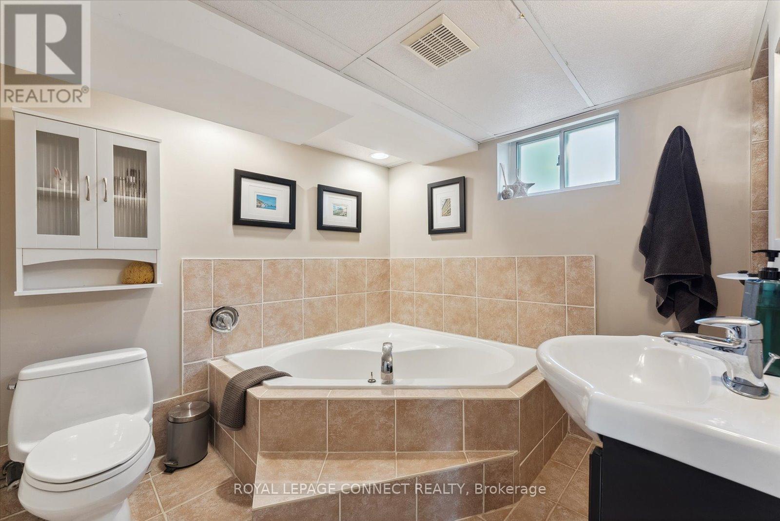 47 Brenda Crescent, Toronto, Ontario  M1K 3C5 - Photo 28 - E12369146