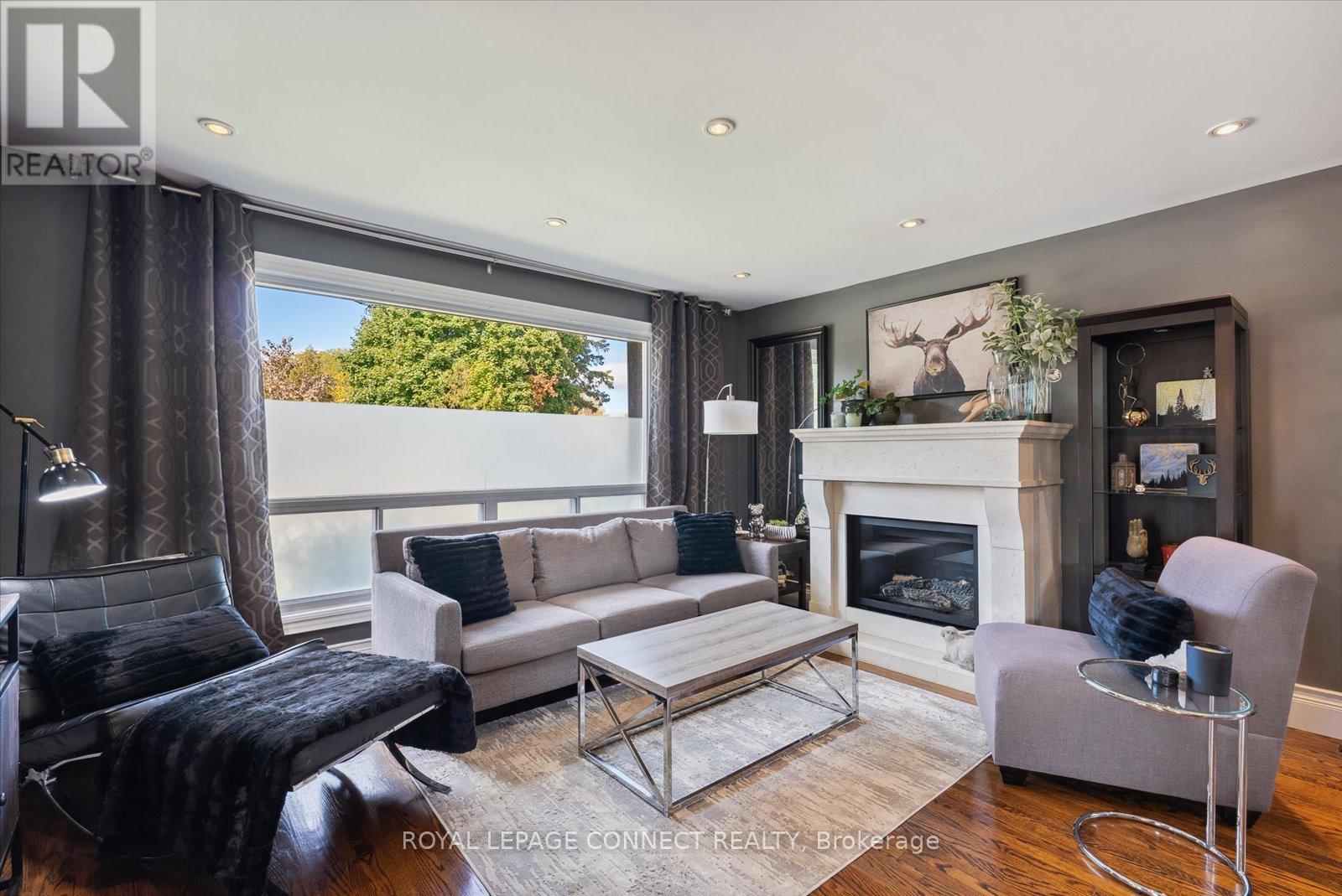 47 Brenda Crescent, Toronto, Ontario  M1K 3C5 - Photo 6 - E12369146
