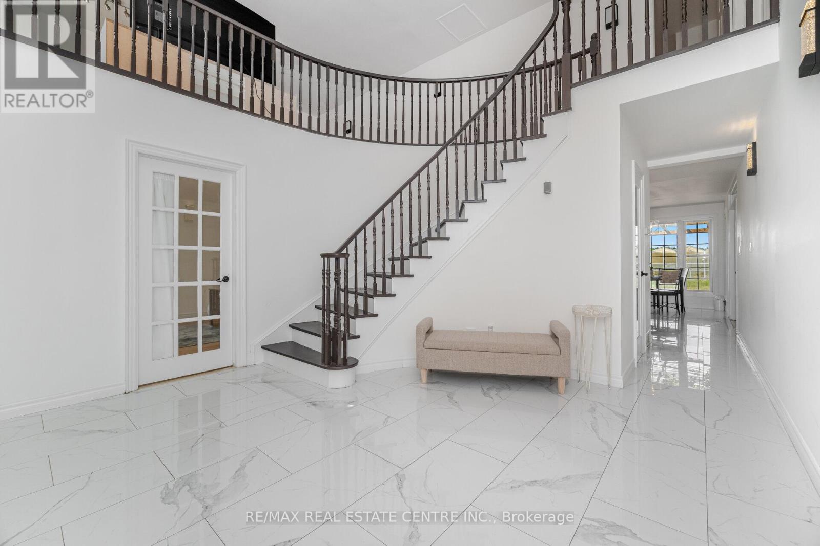720 Lincoln Avenue, Niagara-On-The-Lake, Ontario  L0S 1S0 - Photo 23 - X12369029
