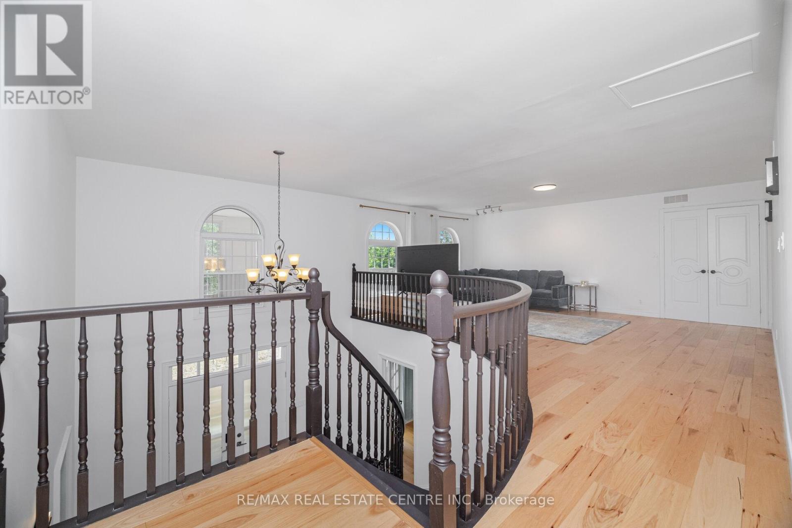 720 Lincoln Avenue, Niagara-On-The-Lake, Ontario  L0S 1S0 - Photo 27 - X12369029