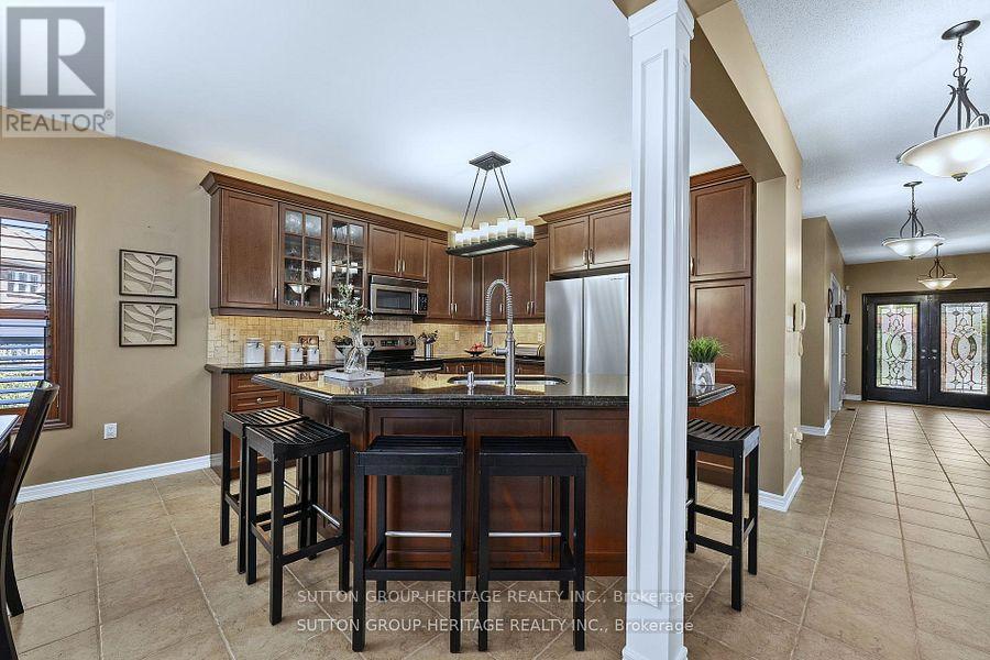 35 Pondmede Crescent, Whitchurch-Stouffville (Stouffville), Ontario  L4A 0E2 - Photo 14 - N12369153