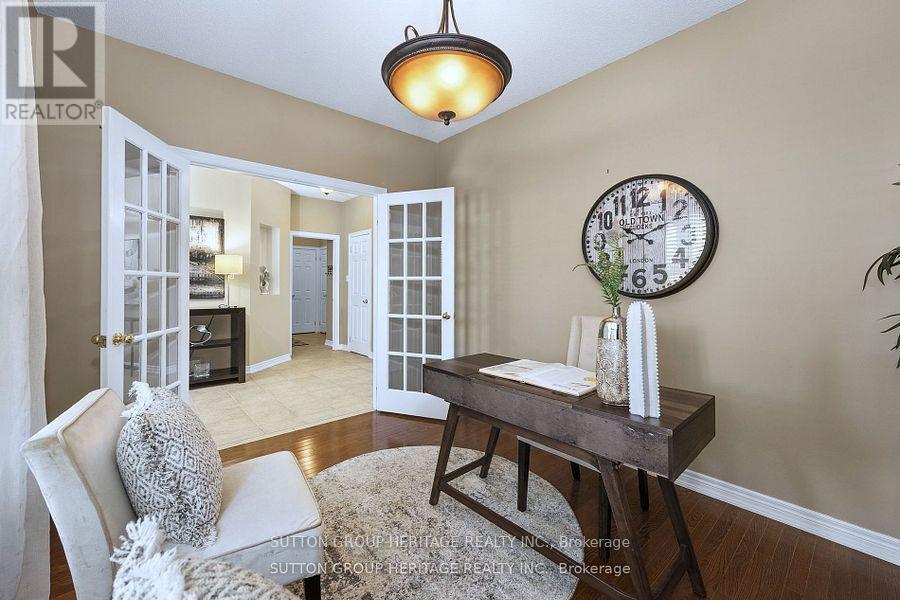 35 Pondmede Crescent, Whitchurch-Stouffville (Stouffville), Ontario  L4A 0E2 - Photo 9 - N12369153