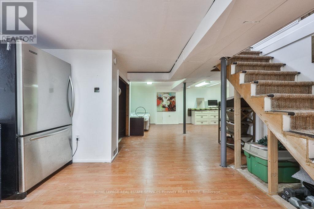 1486 Kenmuir Avenue, Mississauga, Ontario  L5G 4B5 - Photo 23 - W12369173