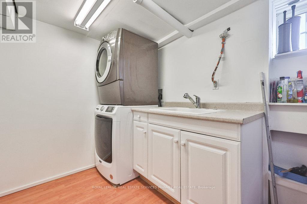 1486 Kenmuir Avenue, Mississauga, Ontario  L5G 4B5 - Photo 27 - W12369173