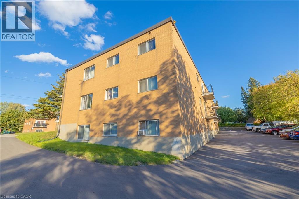 141 Kipling Avenue, Kitchener, Ontario  N2C 2B8 - Photo 2 - 40758535