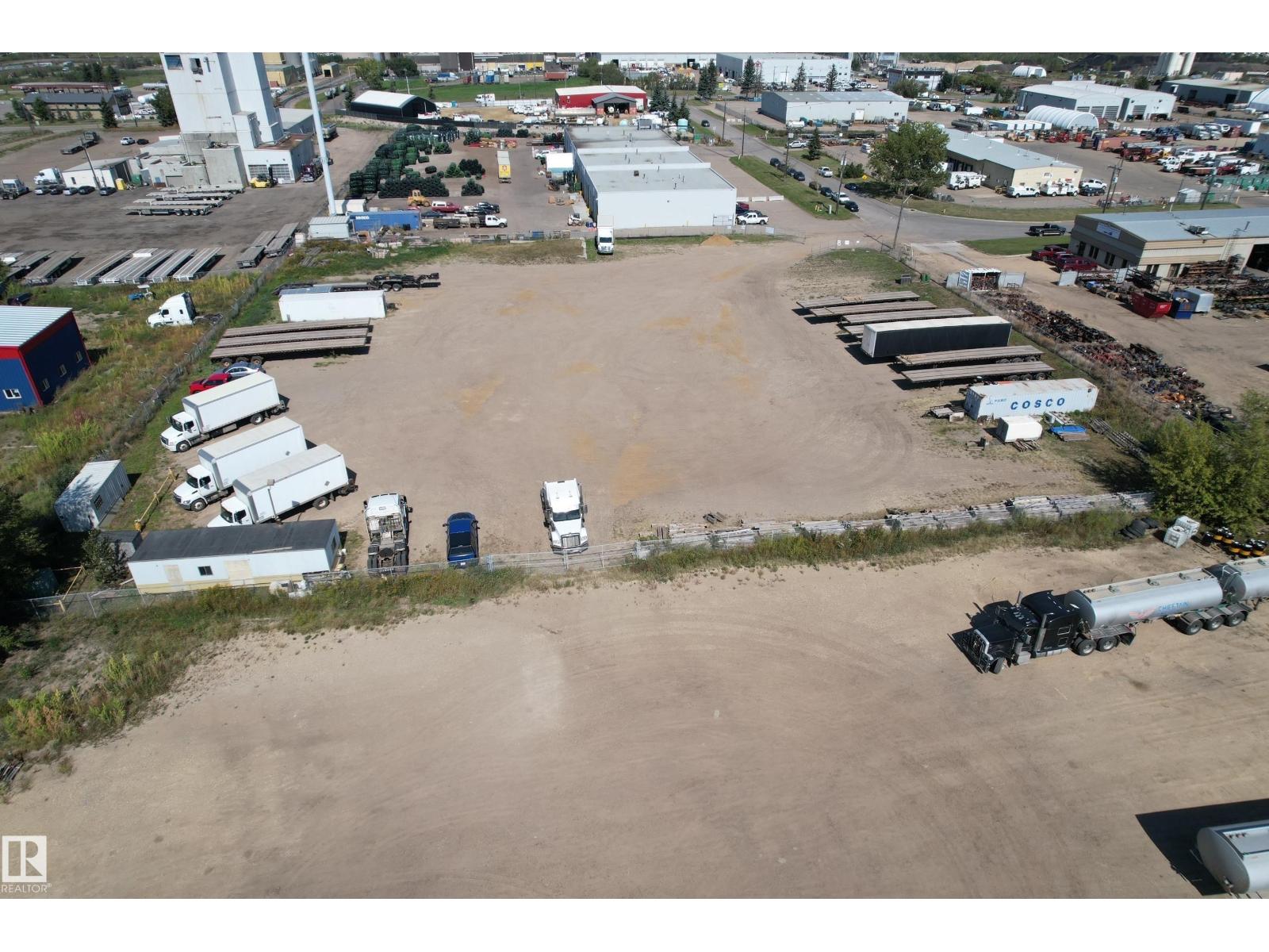 2004 Yellowhead Tr Ne, Edmonton, Alberta  T8S 1B4 - Photo 11 - E4455120