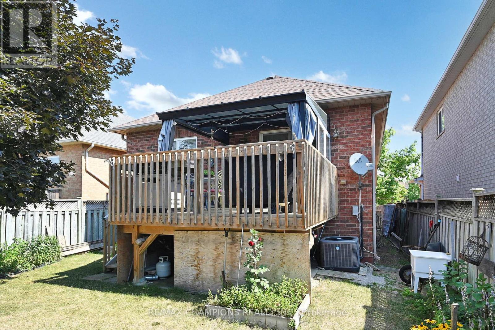 36 Baybrook Road, Brampton, Ontario  L7A 1M1 - Photo 44 - W12365221
