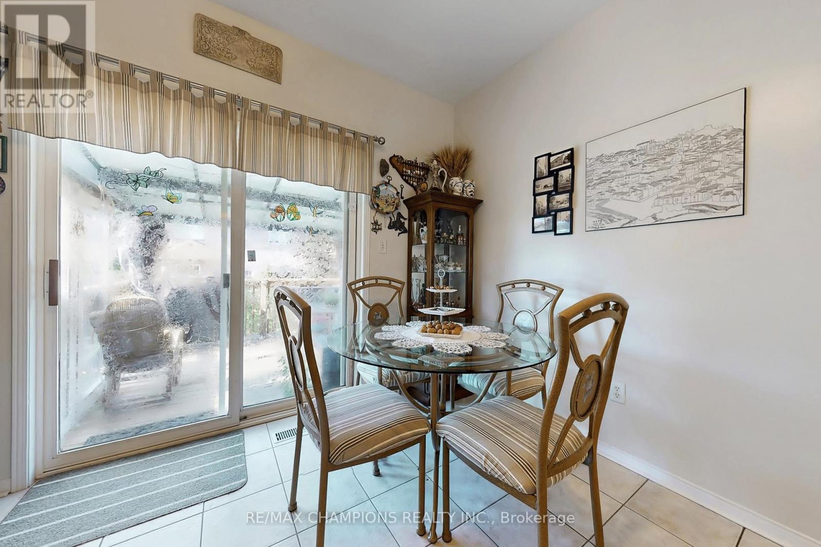 36 Baybrook Road, Brampton, Ontario  L7A 1M1 - Photo 14 - W12365221