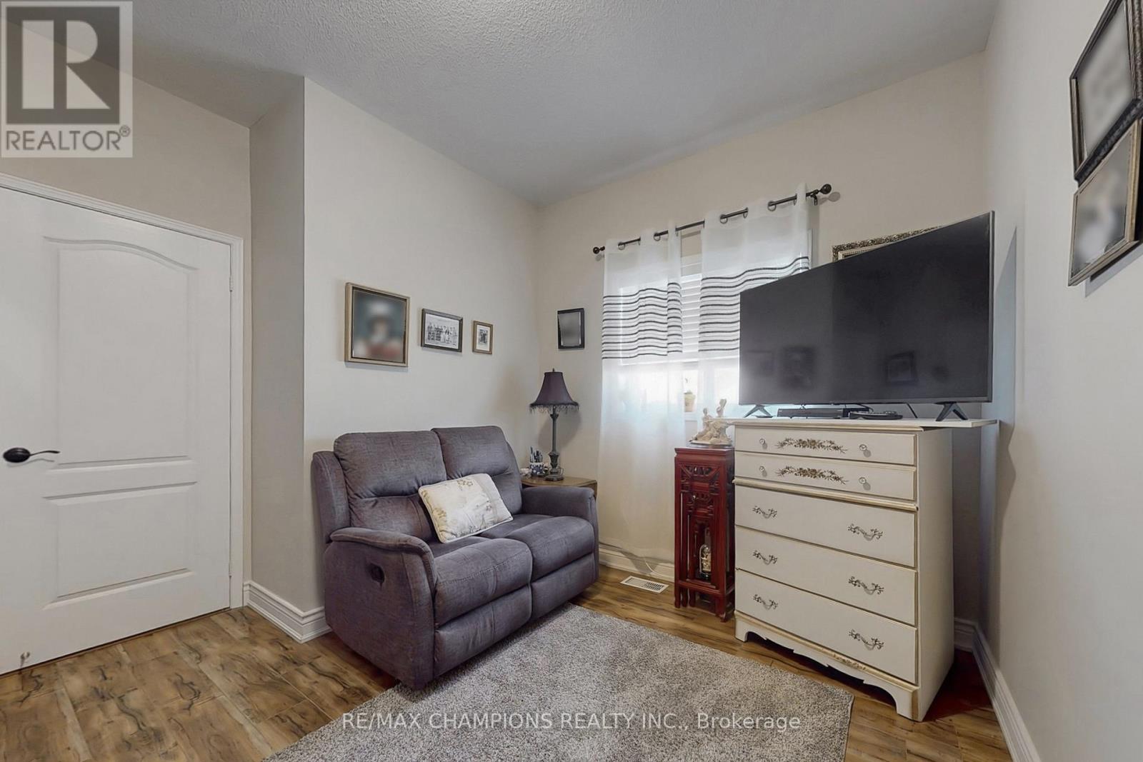 36 Baybrook Road, Brampton, Ontario  L7A 1M1 - Photo 20 - W12365221