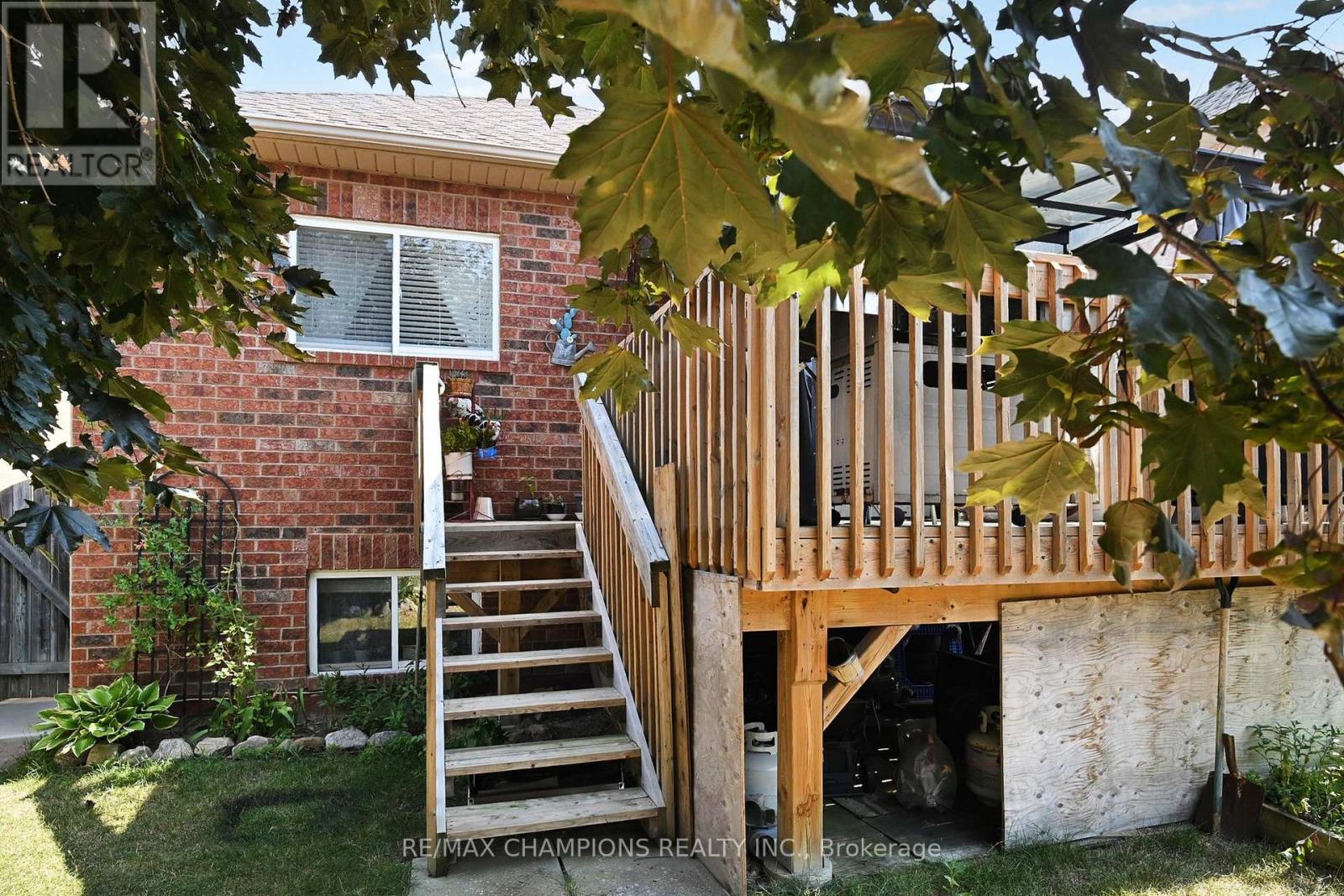 36 Baybrook Road, Brampton, Ontario  L7A 1M1 - Photo 46 - W12365221