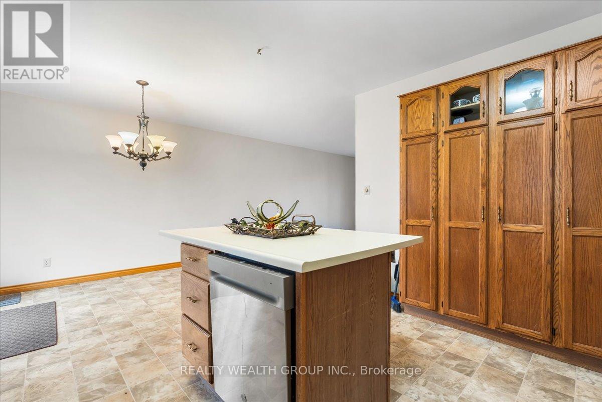 72 Halloway Road, Quinte West, Ontario  K0K 3E0 - Photo 12 - X12369154