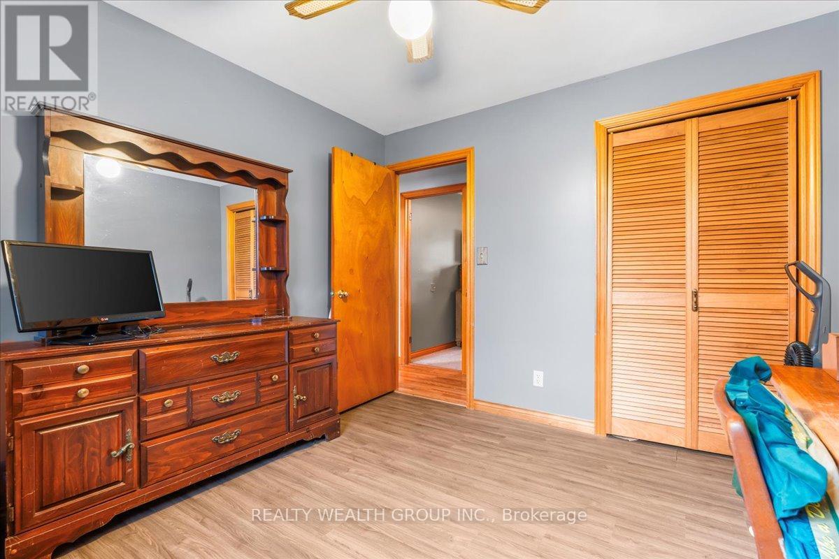 72 Halloway Road, Quinte West, Ontario  K0K 3E0 - Photo 17 - X12369154