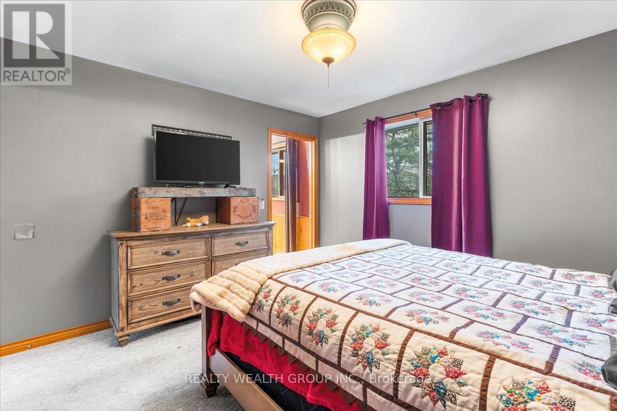 72 Halloway Road, Quinte West, Ontario  K0K 3E0 - Photo 19 - X12369154