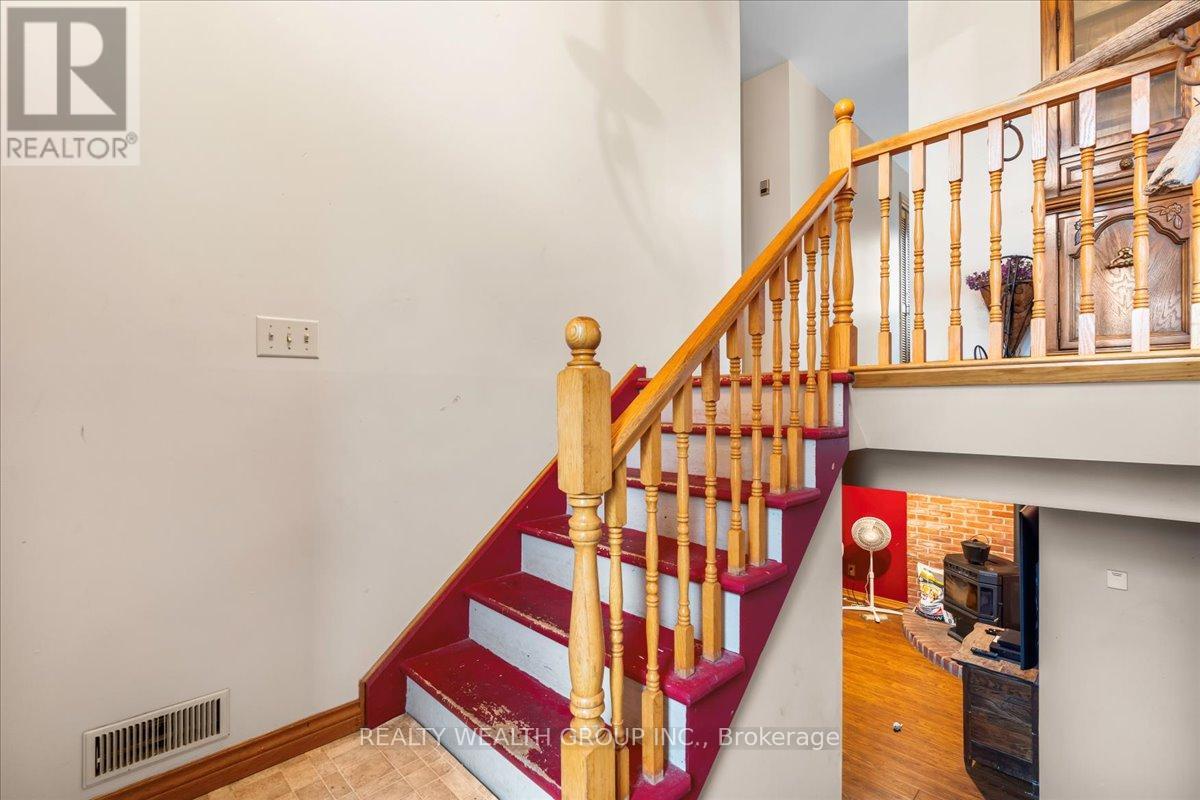 72 Halloway Road, Quinte West, Ontario  K0K 3E0 - Photo 2 - X12369154