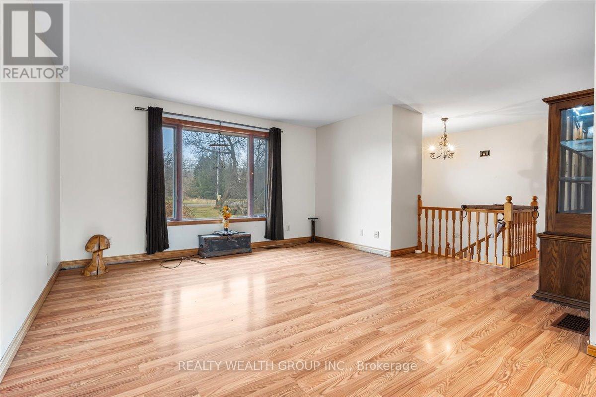 72 Halloway Road, Quinte West, Ontario  K0K 3E0 - Photo 4 - X12369154