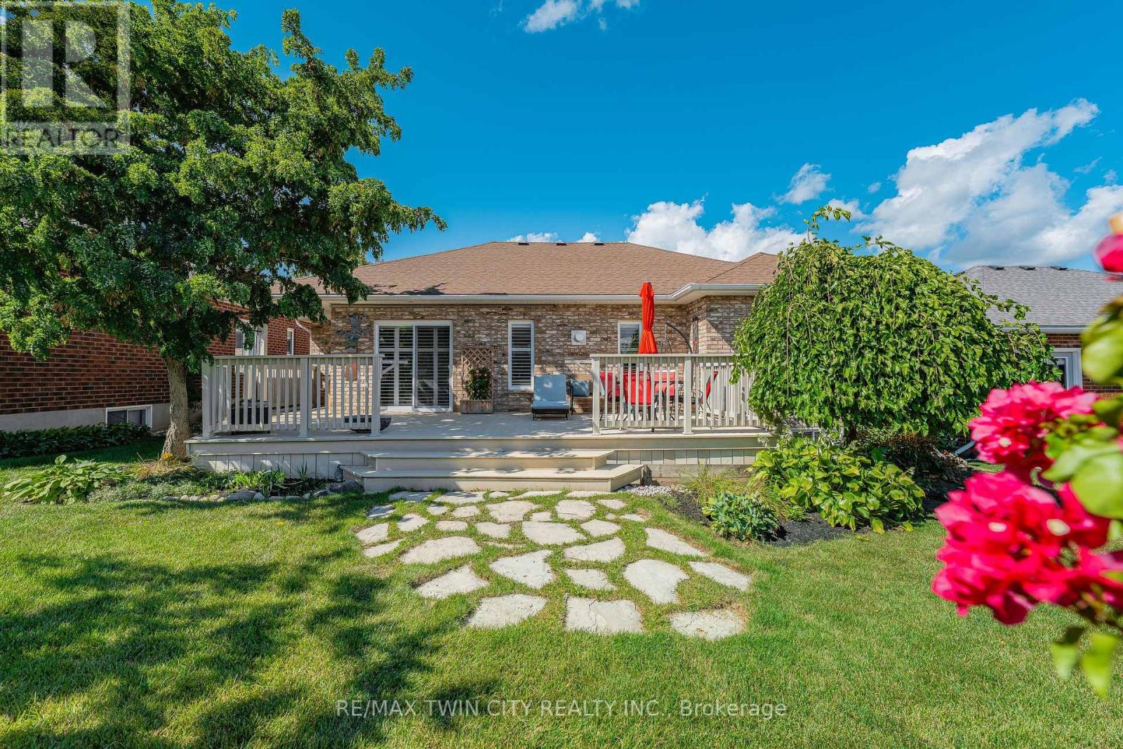 18 - 152 Devonshire Drive, Wilmot, Ontario  N3A 4J7 - Photo 42 - X12369181