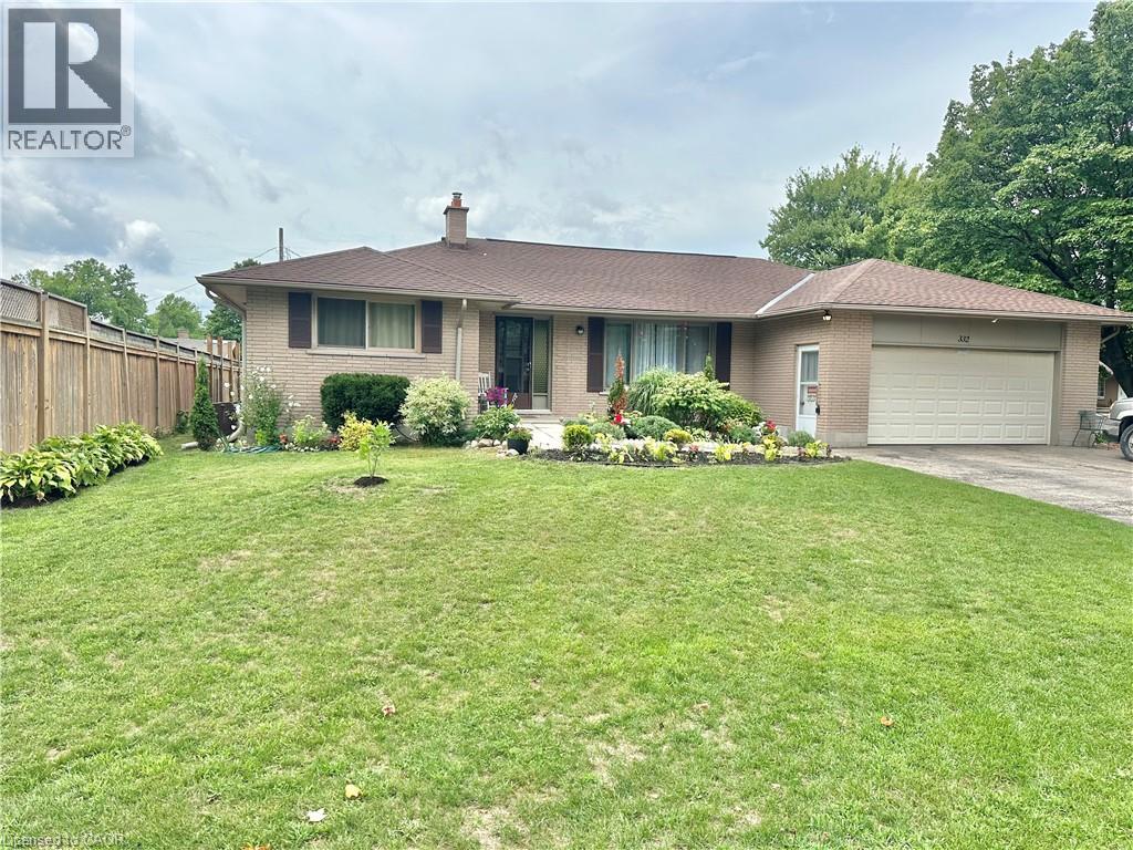 332 SPYDELL Street N, Delhi, Ontario