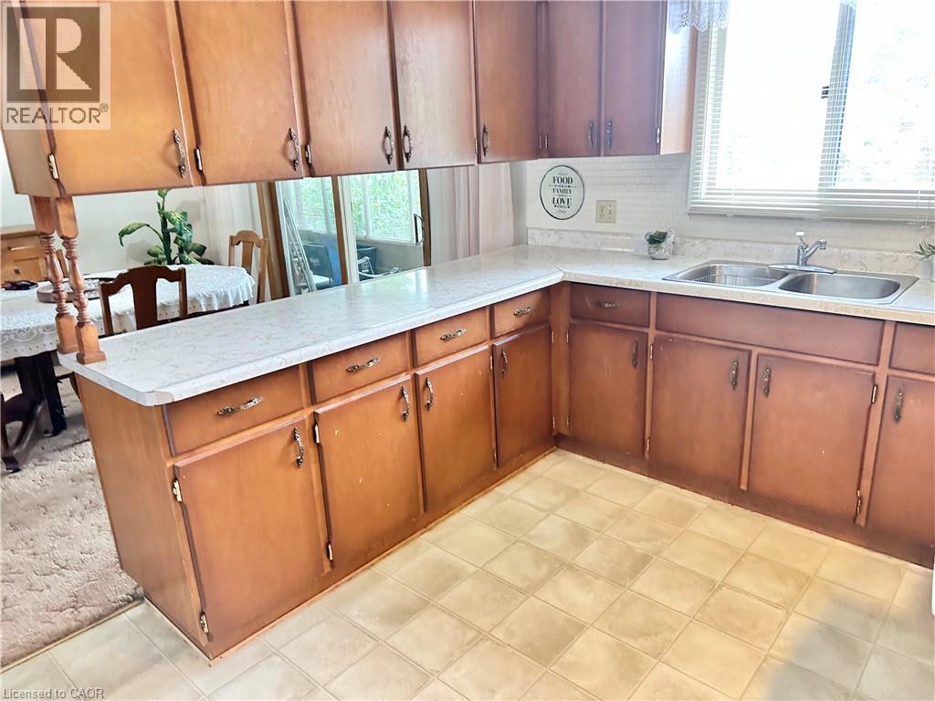 332 Spydell Street N, Delhi, Ontario  N4B 2T7 - Photo 11 - 40764444