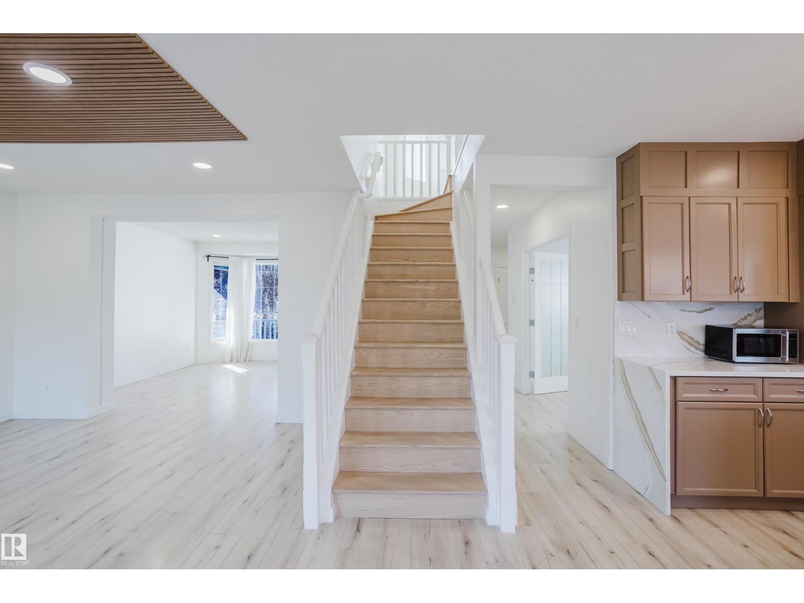 1665 Glastonbury Bv Nw, Edmonton, Alberta  T5T 6P3 - Photo 19 - E4455121