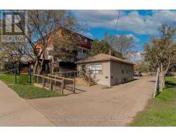 951 SIMCOE STREET N, Oshawa, Ontario