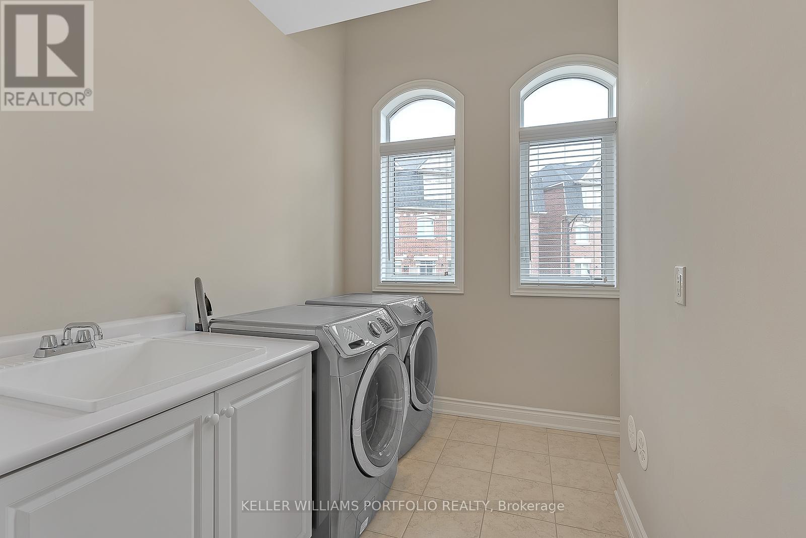 83 - 1331 Major Mackenzie Drive W, Vaughan, Ontario  L6A 4W4 - Photo 36 - N12369254