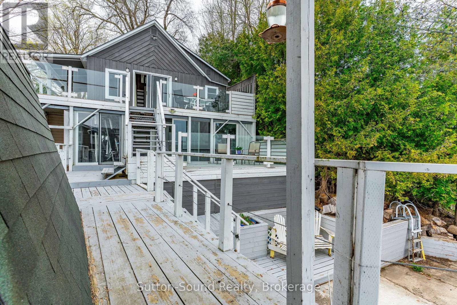 24 Islandview Drive, South Bruce Peninsula, Ontario  N0H 1A0 - Photo 6 - X12139984