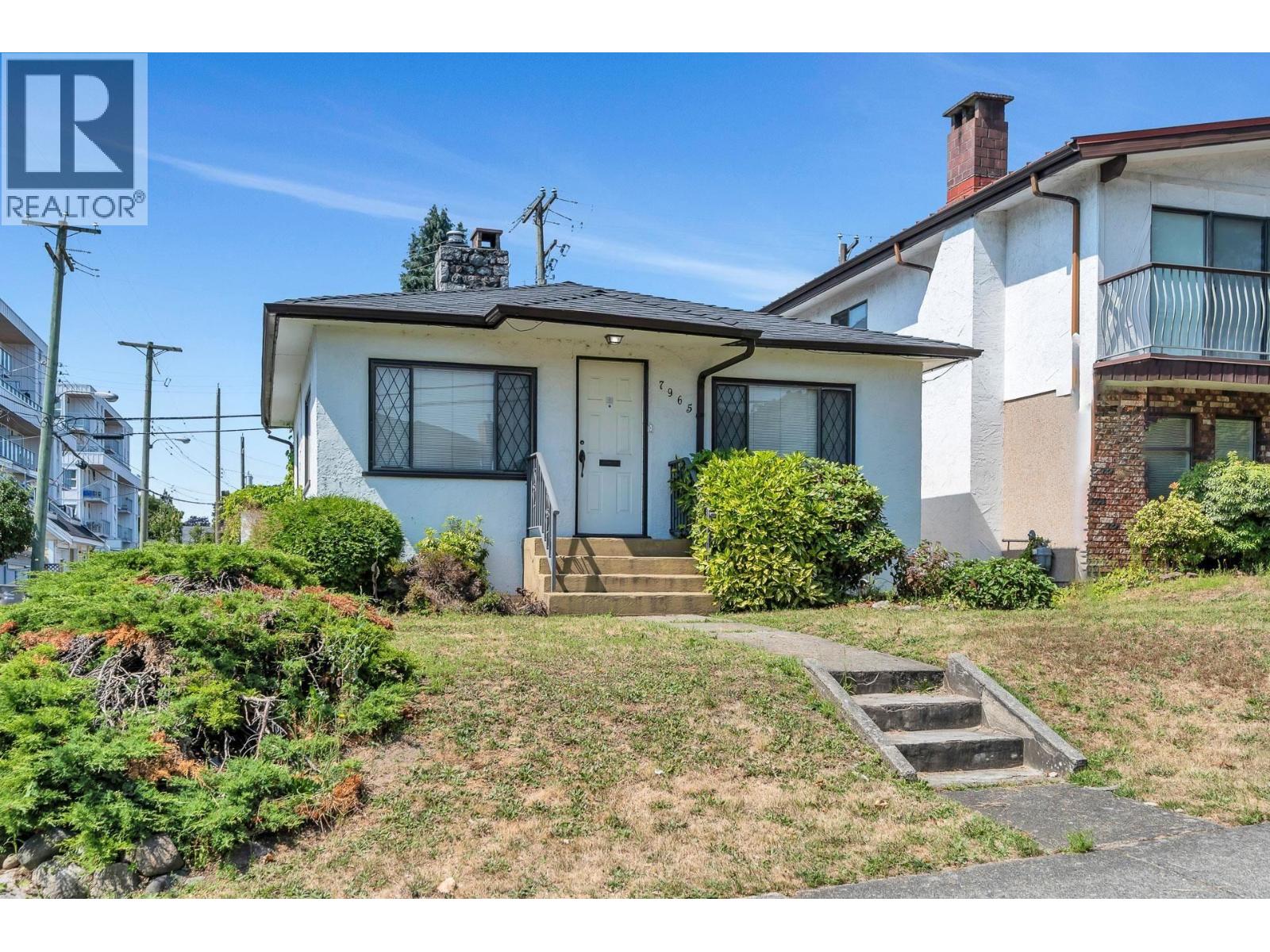 Property at 7965 ONTARIO STREET image 3