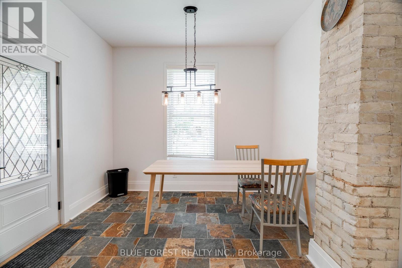 129 Duchess Avenue, London South, Ontario  N6C 1N8 - Photo 18 - X12369292