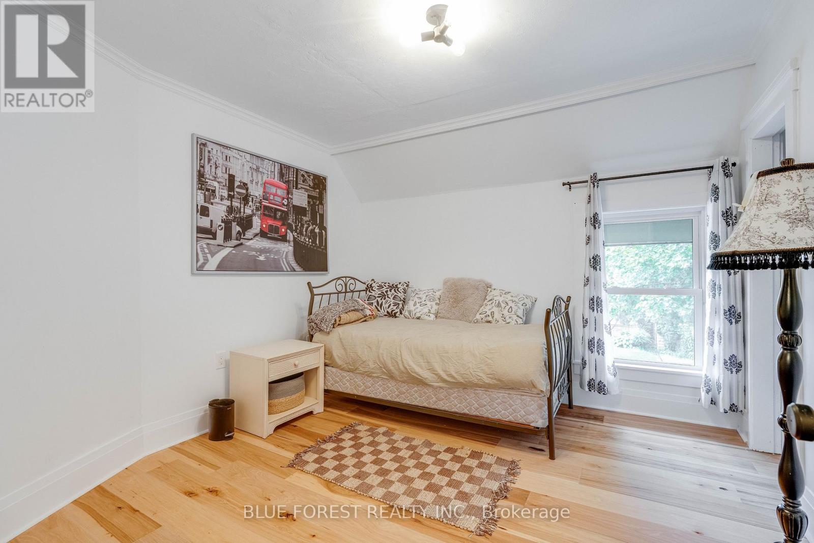129 Duchess Avenue, London South, Ontario  N6C 1N8 - Photo 29 - X12369292