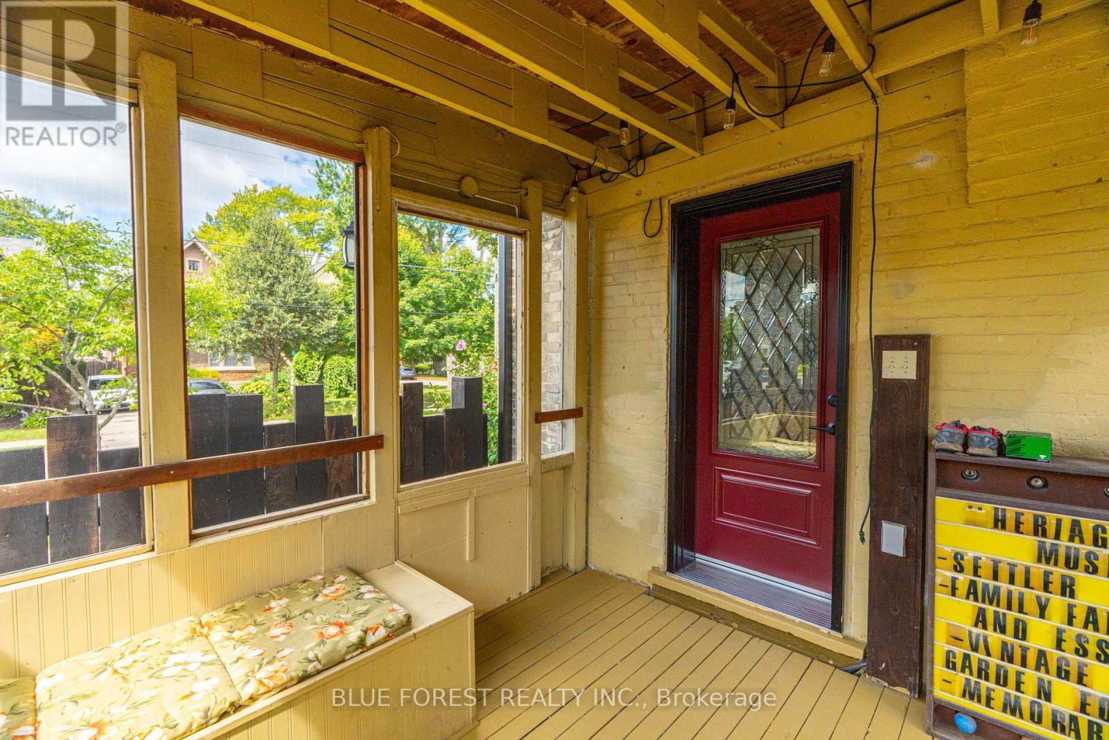 129 Duchess Avenue, London South, Ontario  N6C 1N8 - Photo 31 - X12369292