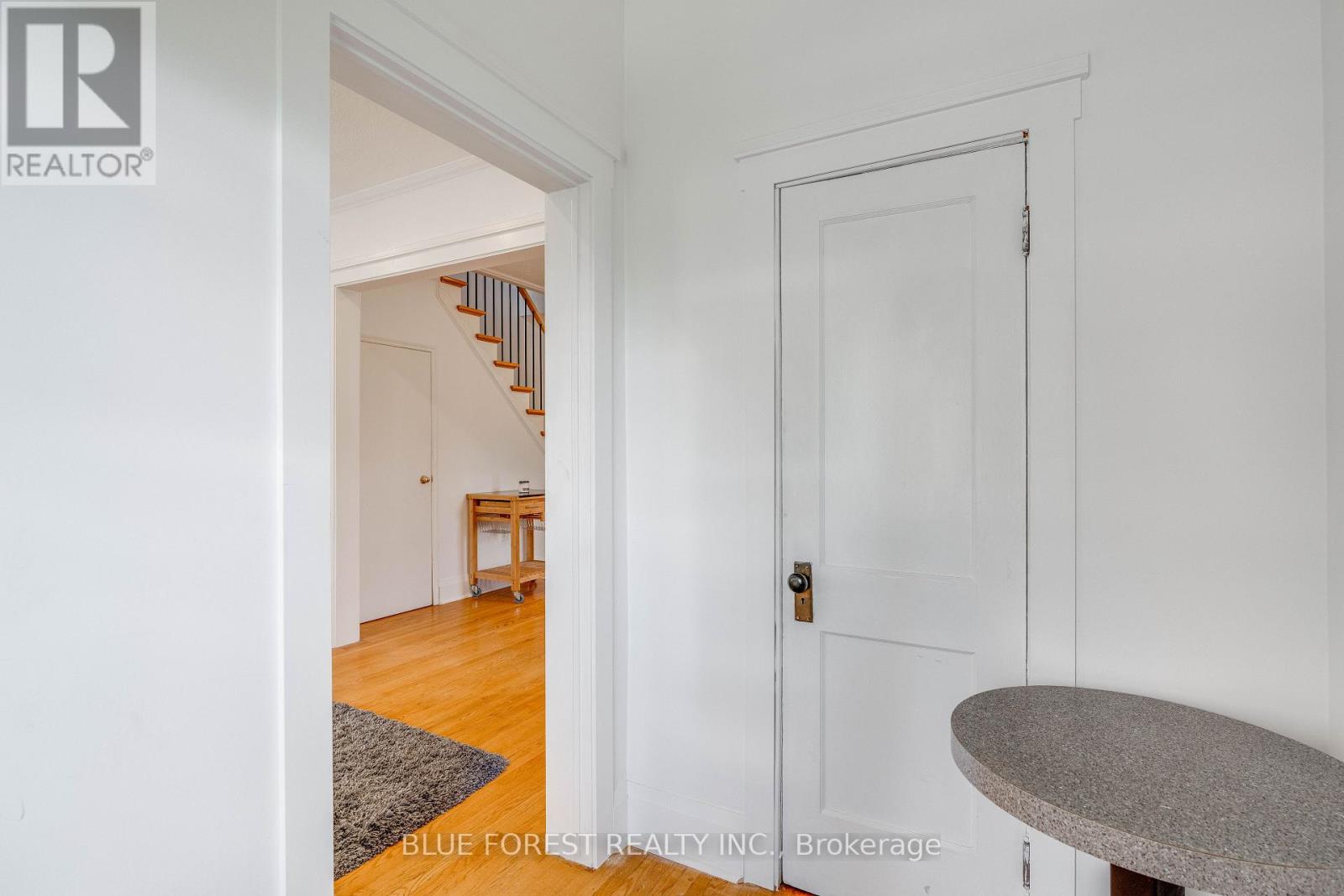 129 Duchess Avenue, London South, Ontario  N6C 1N8 - Photo 7 - X12369292