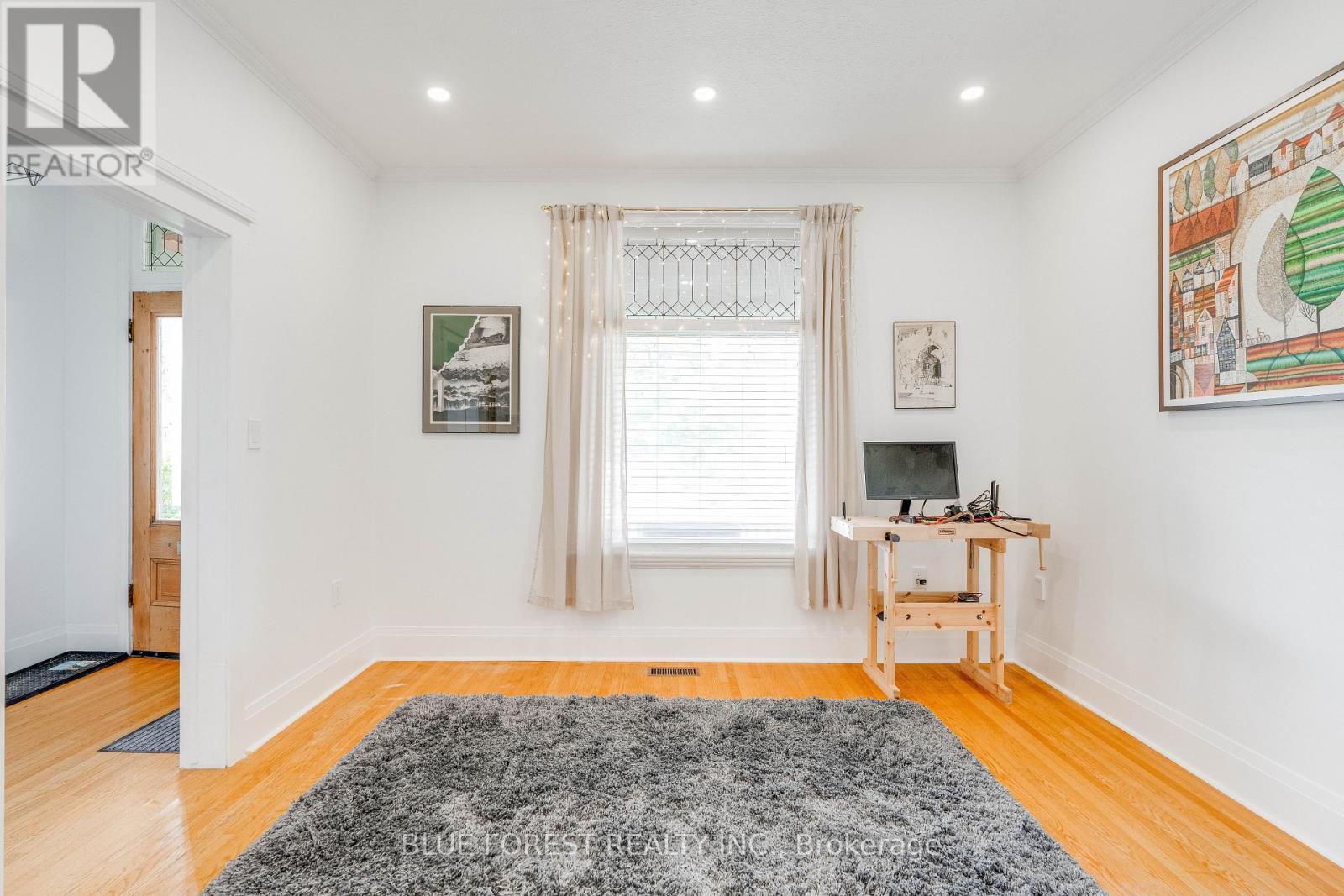 129 Duchess Avenue, London South, Ontario  N6C 1N8 - Photo 9 - X12369292