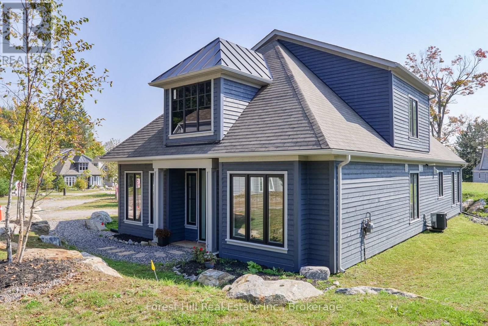 UNIT 16 - 2054 PENINSULA ROAD, Muskoka Lakes, Ontario