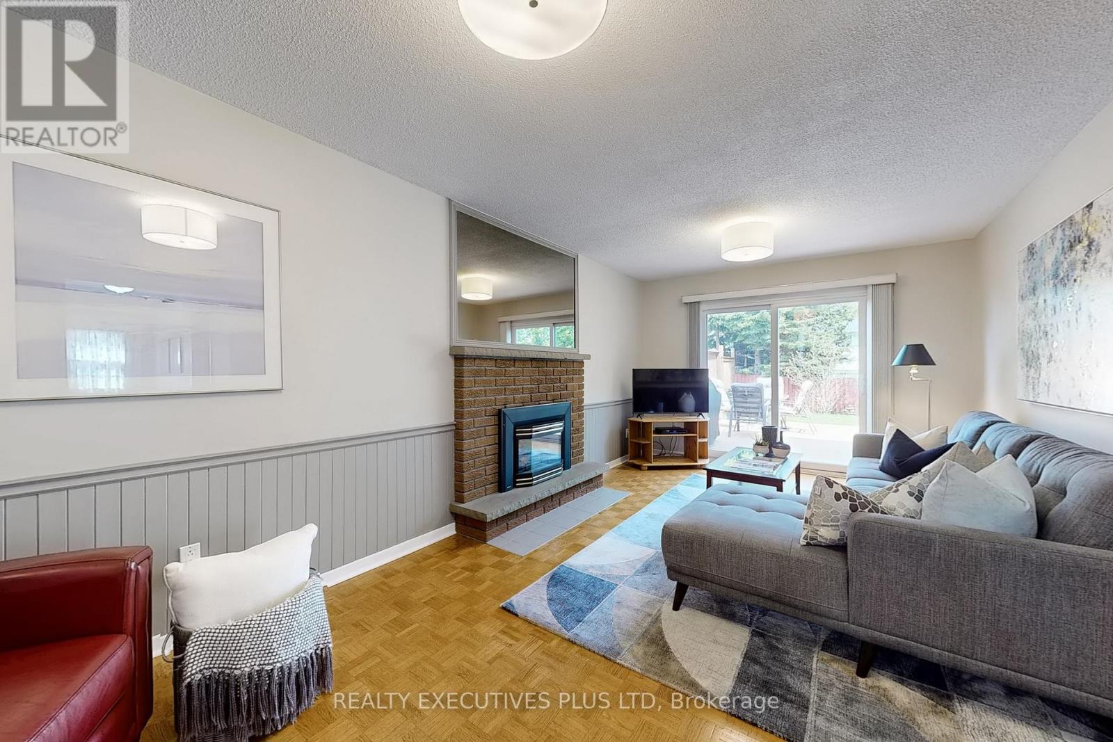 1304 Wharf Street, Pickering, Ontario  L1W 1A4 - Photo 12 - E12369332
