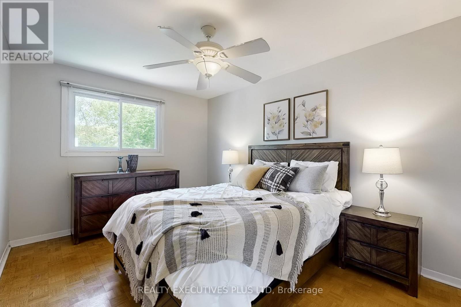 1304 Wharf Street, Pickering, Ontario  L1W 1A4 - Photo 16 - E12369332
