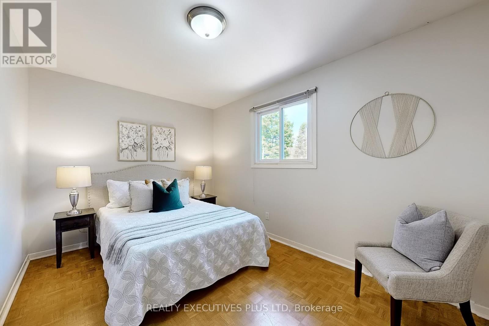 1304 Wharf Street, Pickering, Ontario  L1W 1A4 - Photo 17 - E12369332