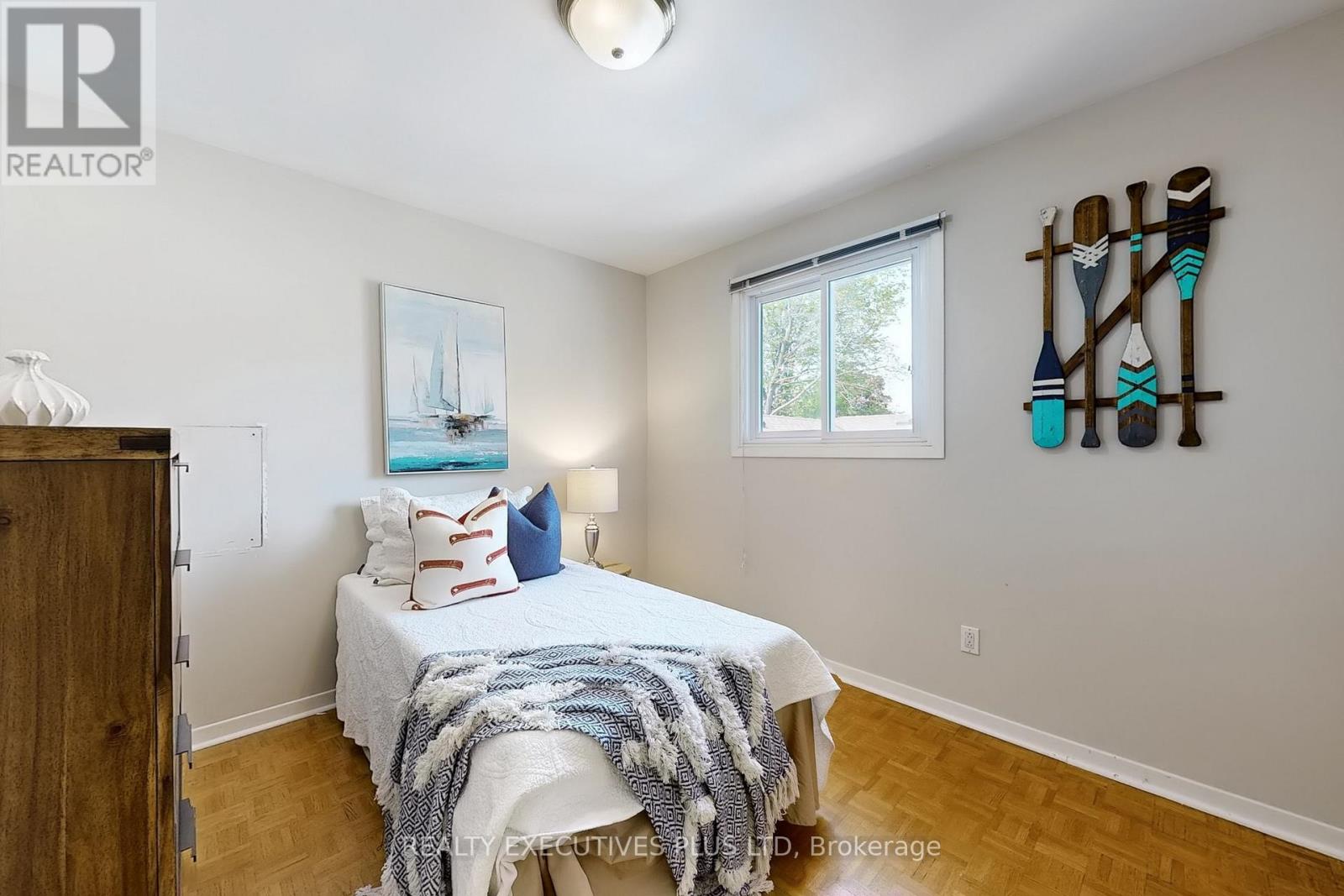 1304 Wharf Street, Pickering, Ontario  L1W 1A4 - Photo 18 - E12369332
