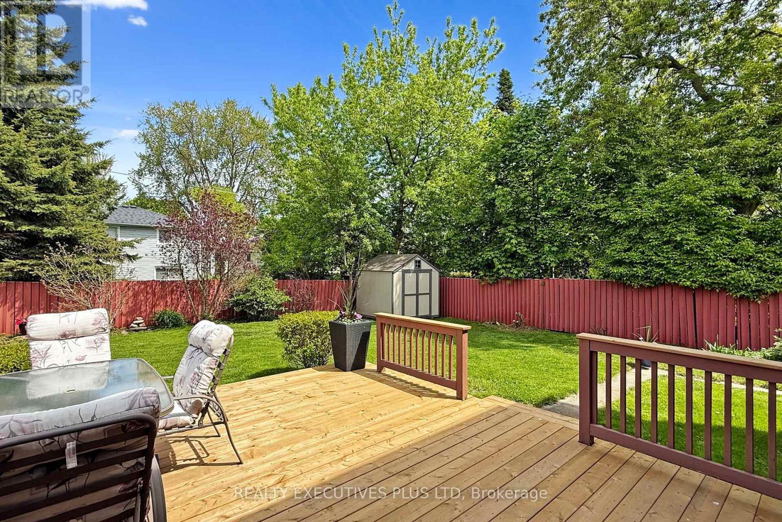 1304 Wharf Street, Pickering, Ontario  L1W 1A4 - Photo 23 - E12369332