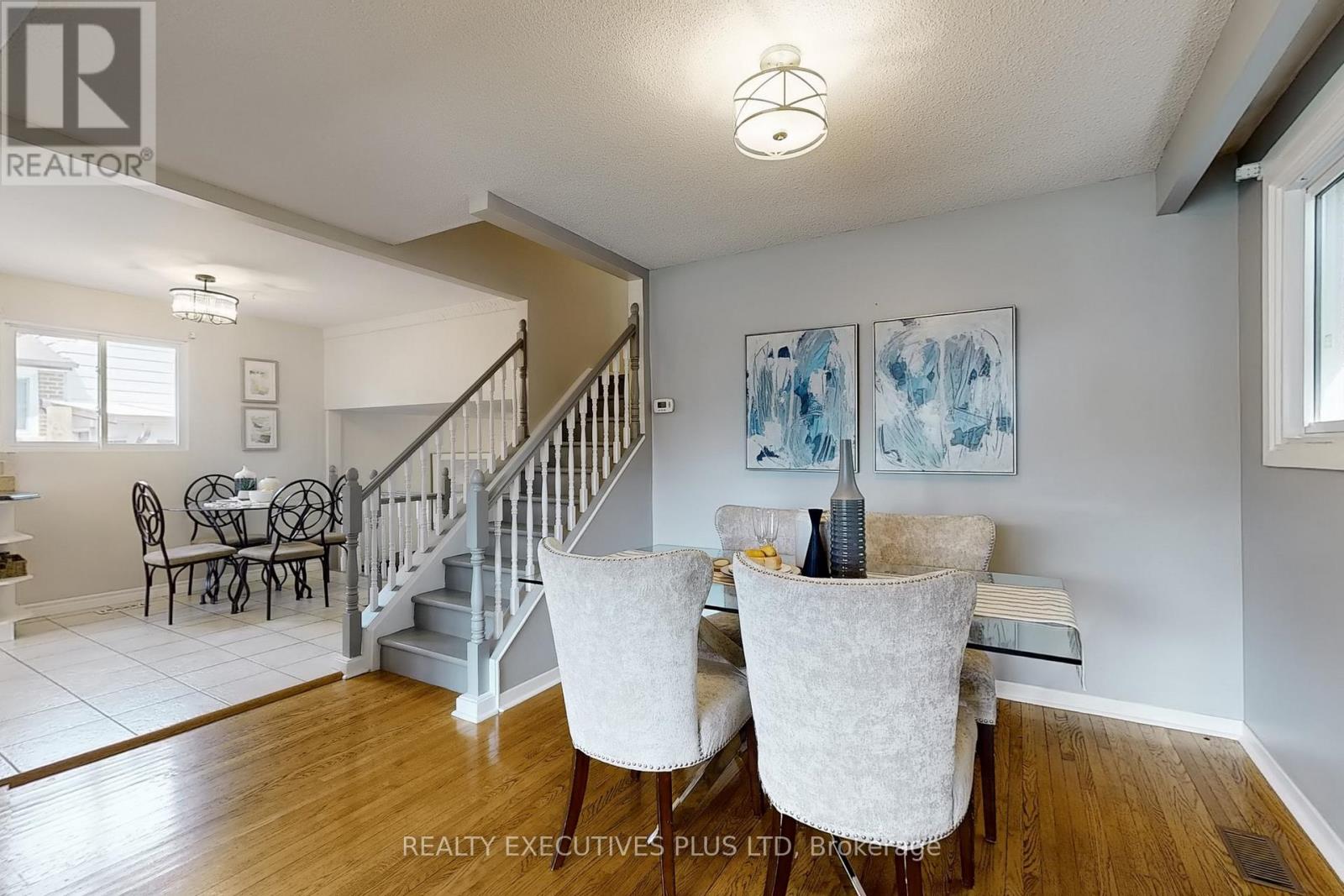 1304 Wharf Street, Pickering, Ontario  L1W 1A4 - Photo 7 - E12369332