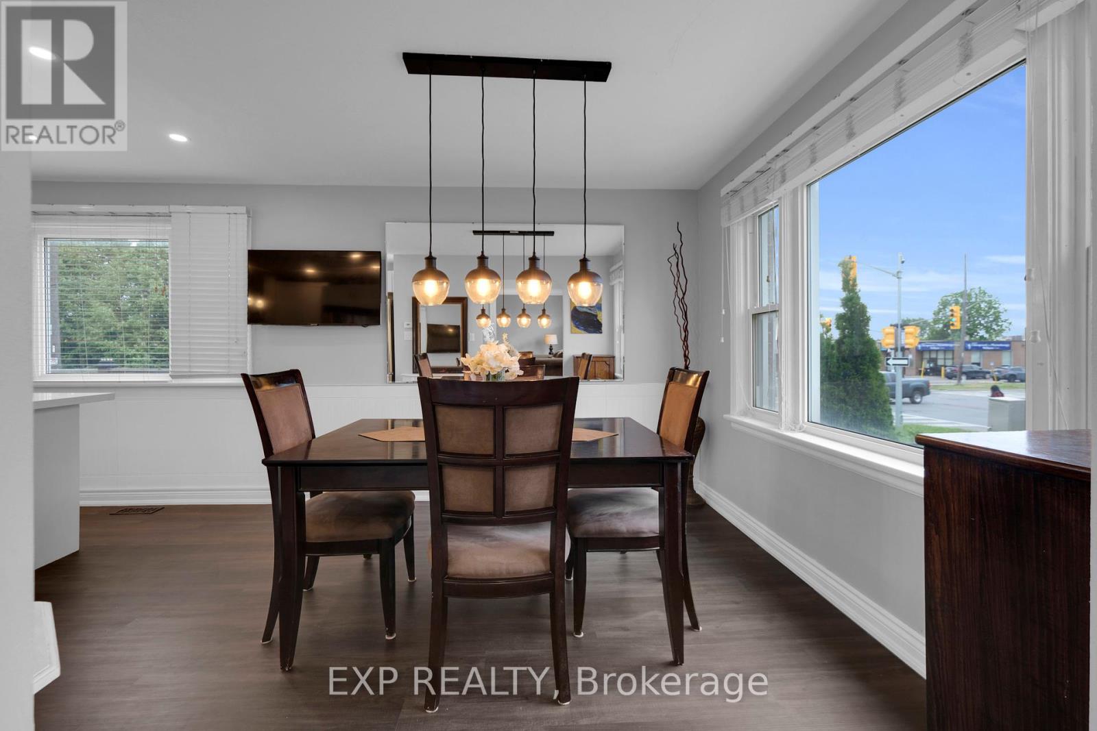 Property at 536 KING STREET E image 3