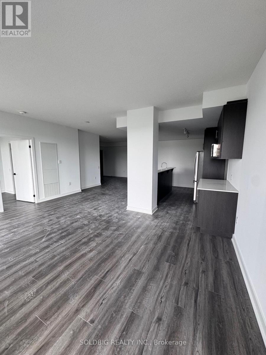 ROOMA - 2782 BARTON STREET E, Hamilton, Ontario