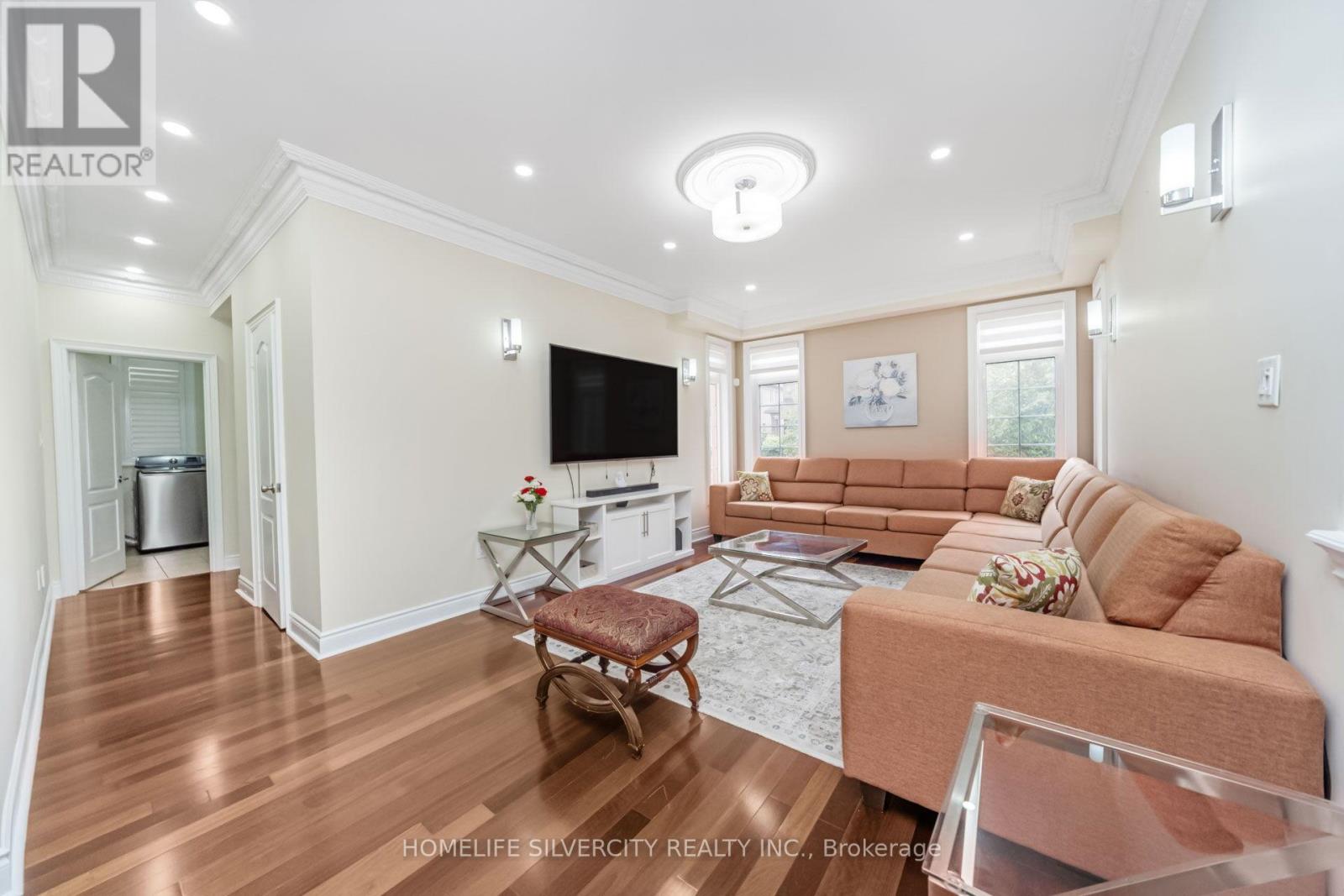 1587 Hallstone Road, Brampton, Ontario  L6Y 5K8 - Photo 8 - W12369275