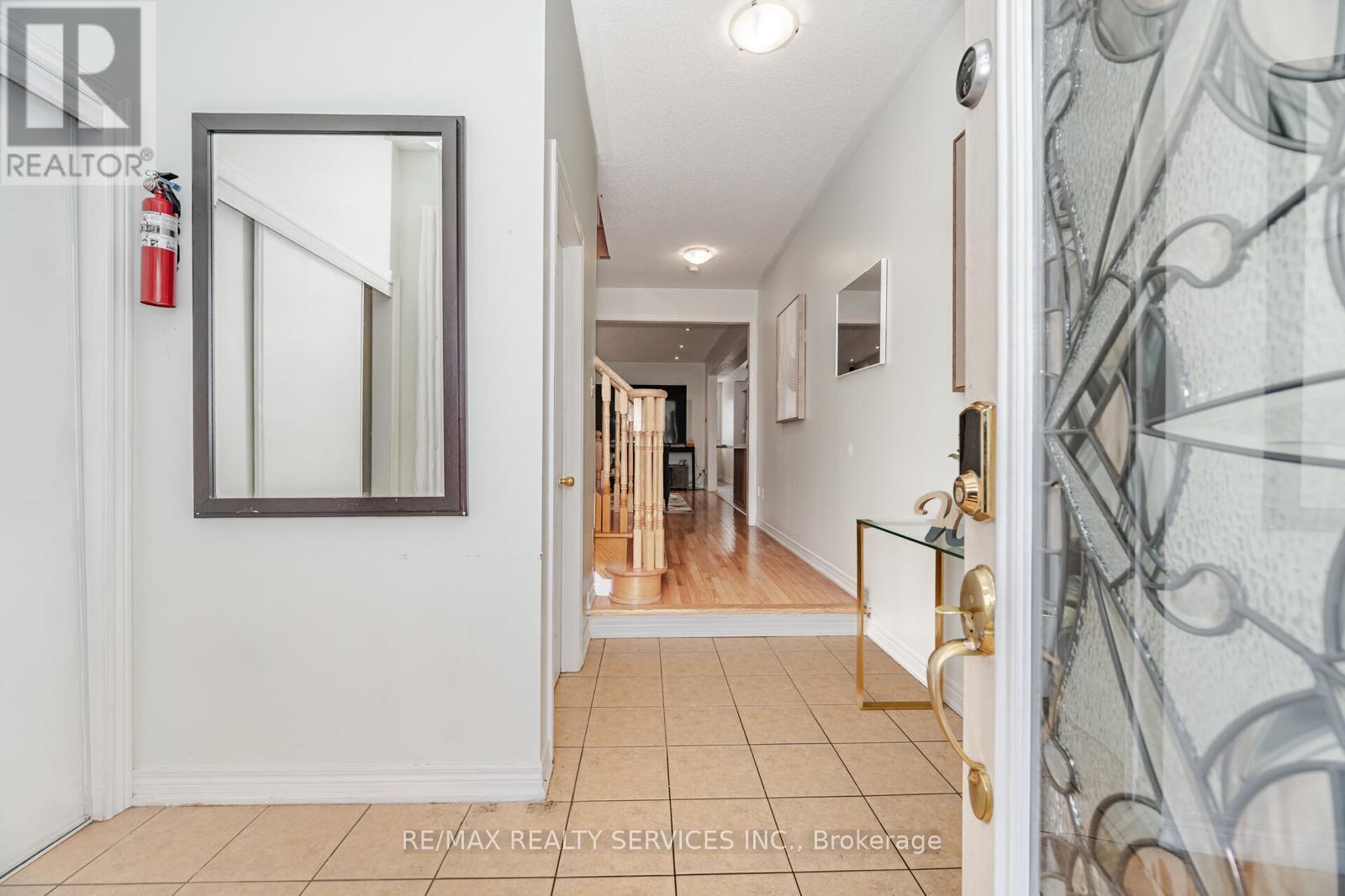Property at 5 GOSWELL STREET image 4