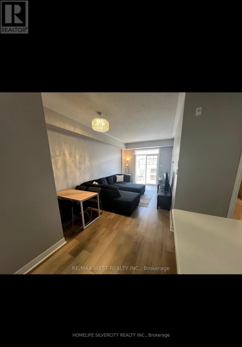 305 - 269 Georgian Drive, Oakville, Ontario  L6H 0L3 - Photo 5 - W12369287