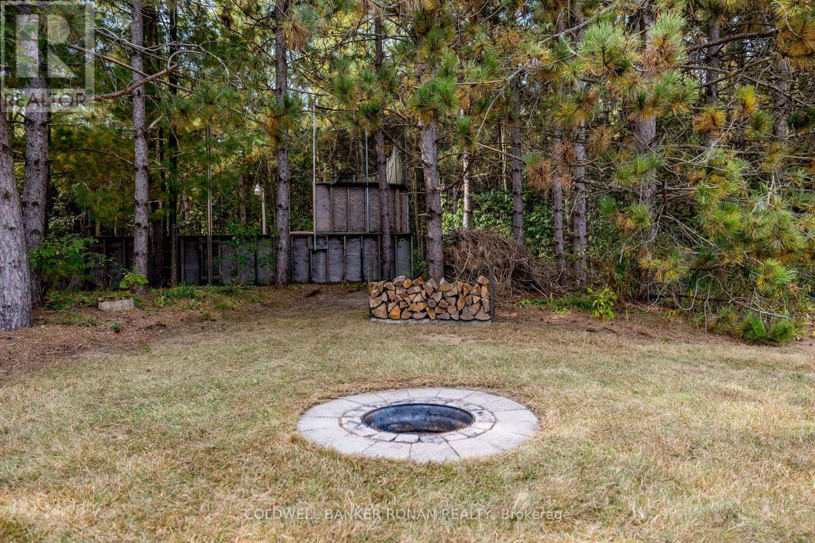 16 Indiana Drive, Caledon, Ontario  L7E 0C6 - Photo 36 - W12369302